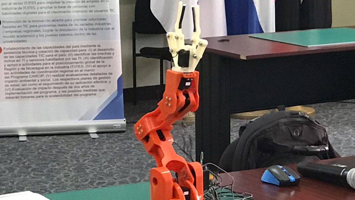 Millonaria inversión para estudio de robótica en el caribe nica