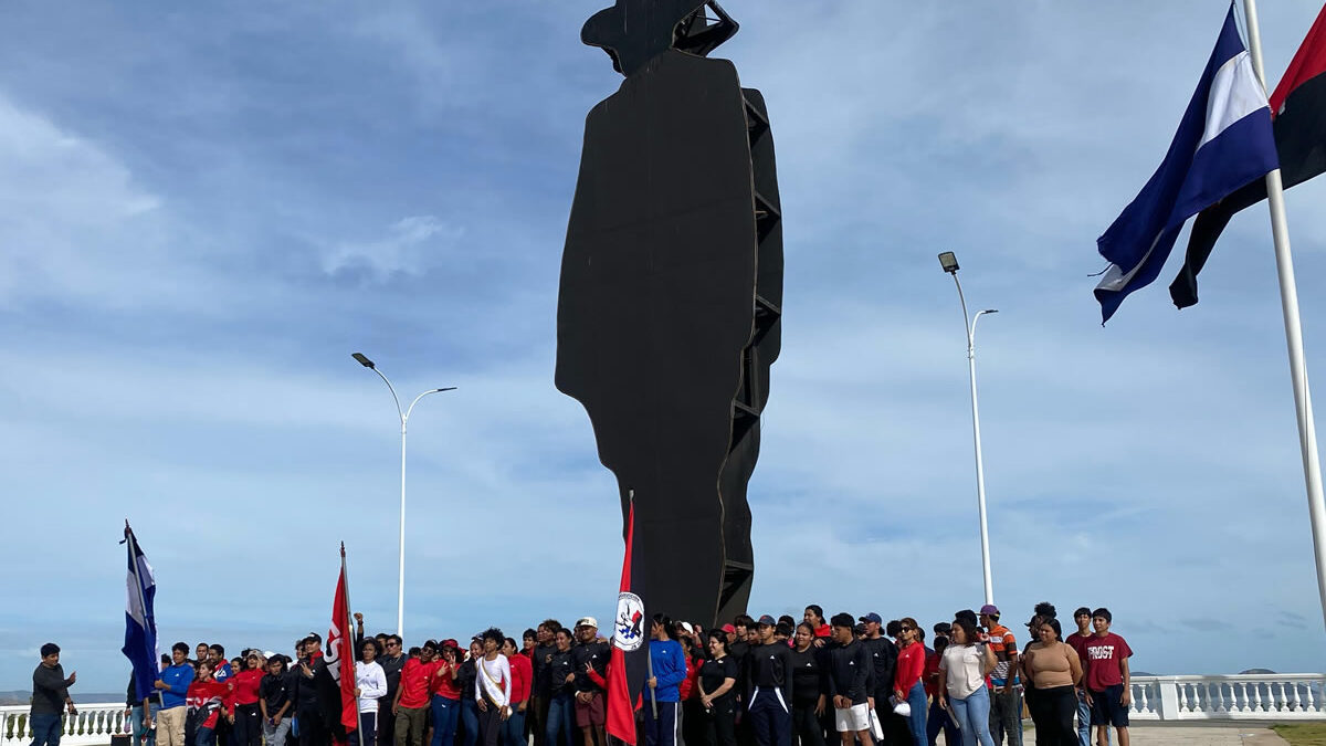 150 atletas participan en maratón en honor al General Sandino
