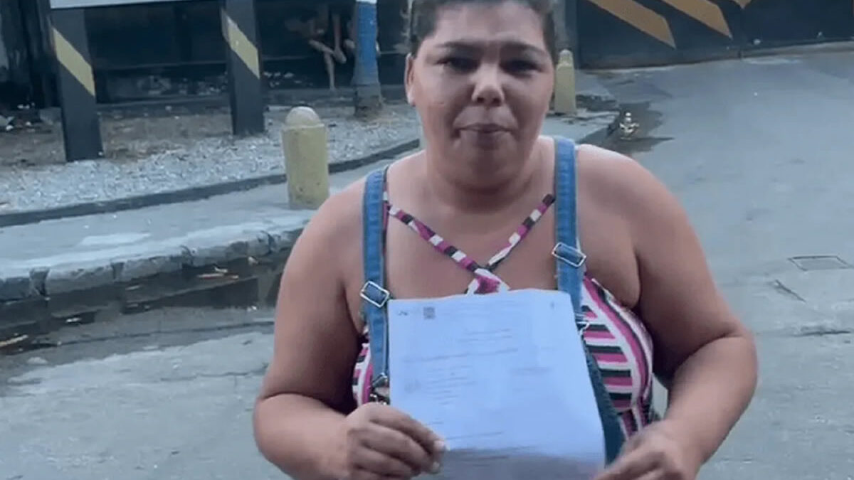 Mujer denuncia agresión y acaba detenida por error judicial
