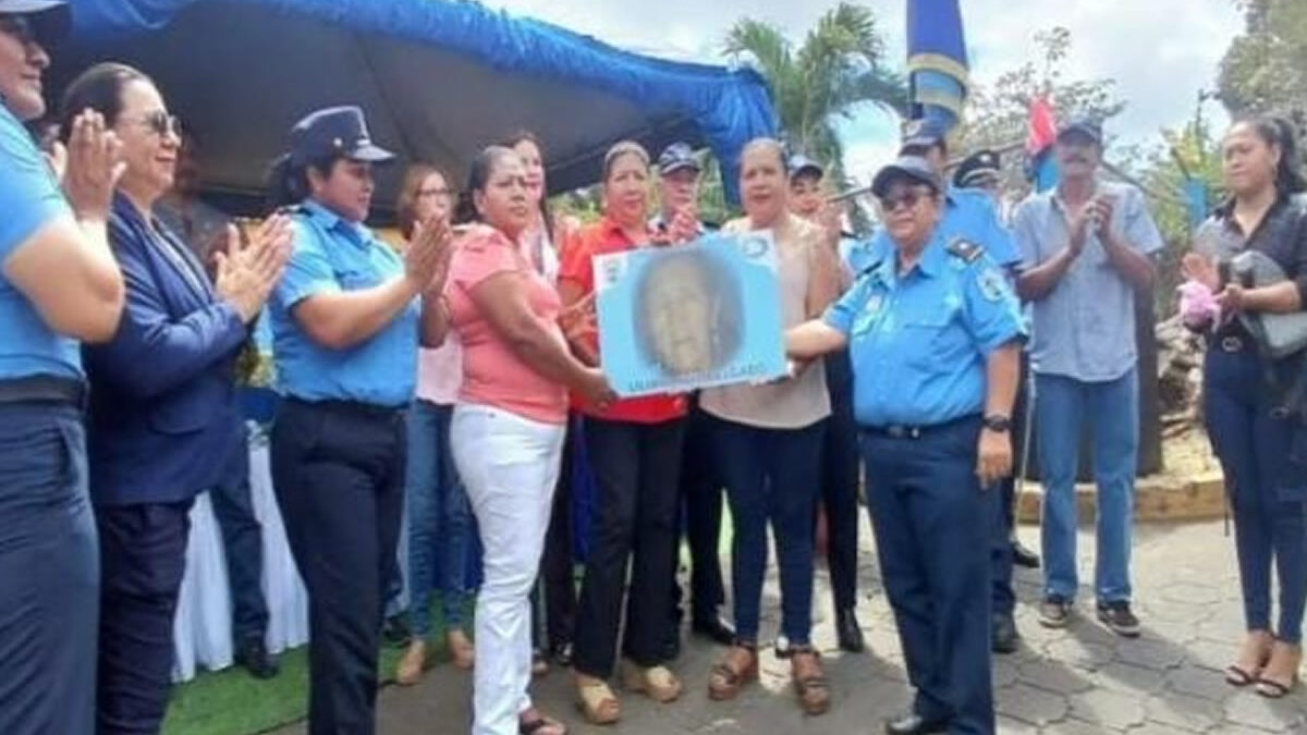 Más de nueve mil visitas casa por casa para promover el respeto hacia la mujer